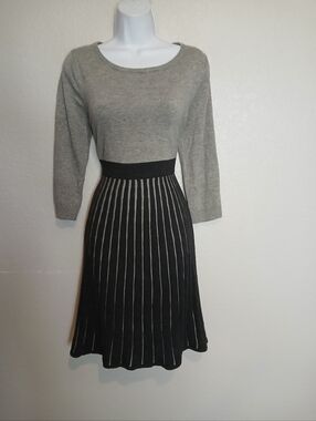 Calvin Klein Knit Pleated Sweater Dress 3/4 Sleeve Black & Gray Stretchy